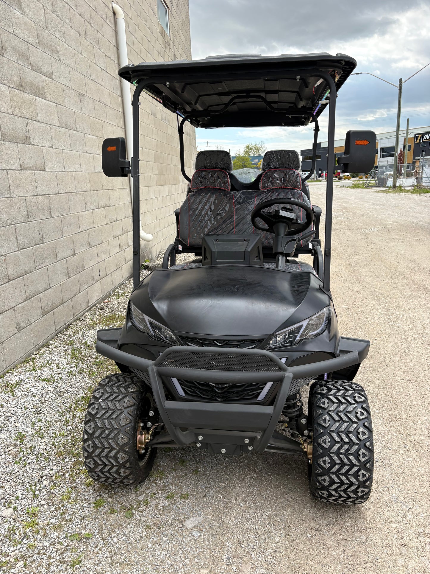 Electric Golf Cart - 2+2 Seats - Matte Black