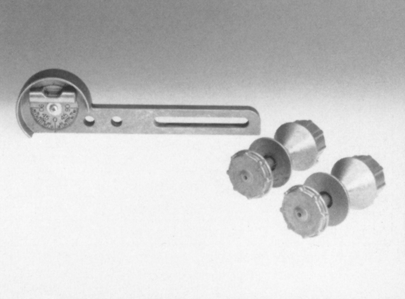 Dual-Angle Flange Level    Part # CM-20